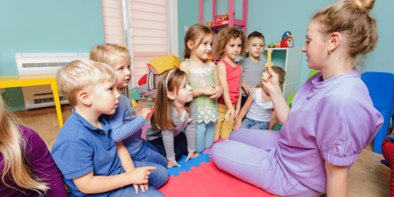 Learning Methods with kids listening to a teacher
